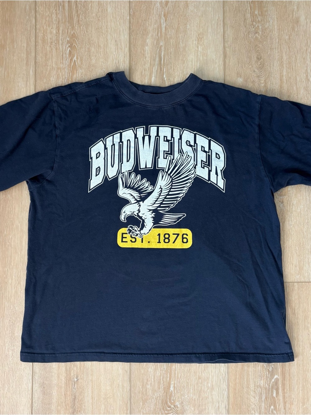 Men’s Large Budweiser Graphic Tee